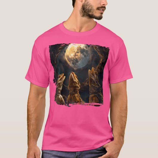 ムーンひげを付けたドラゴンズの所有者で吠える Tシャツ (正面)