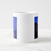 ムーンアットデュスク | Perce Rock Gaspe Coast Quebec ジャンボコーヒーマグカップ (正面)