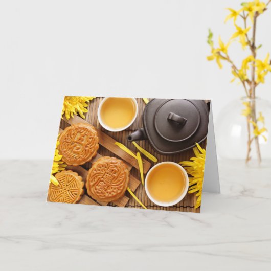 ムーンケーキと茶中国の、中秋フェスティバル2 カード (黄色い花)