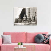 ムーンシャインが警察に押収された1926年 キャンバスプリント (インサイチュ (リビング))