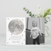 ムーンシルバーボーイフォト誕生日サンキューカード 招待状 (スタンド正面)