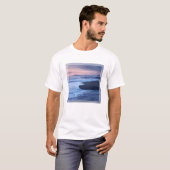 ムーンストーン ビーチのたそがれ Tシャツ (正面フル)