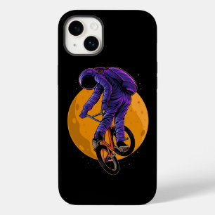ムーンハロウィーンでBmxバイクに乗る宇宙飛行士 Case-Mate iPhone 14 Plusケース