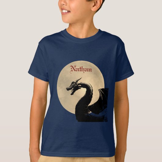 ムーンリットドラゴン パーソナライズド Tシャツ (正面)