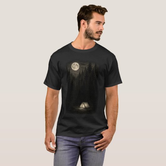 ムーンリット・フォレスト・キャンプ: 静かな夜の冒険 Tシャツ (正面フル)