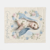 メアリ賛美ー宗教フローラピンクローズ フリースブランケット (正面(横))