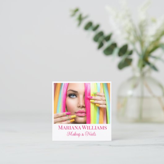 メイクアップと爪、 ネイルミニマルフォトピンクのスクリプトqrコード スクエア名刺 (スタンド正面)