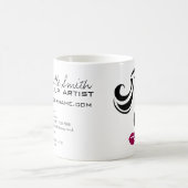 メイクアップアイコンウーマン顔イン白黒ピンク唇 コーヒーマグカップ (中央)