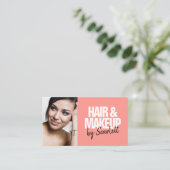 メイクアップアーティストの髪の写真のはっきりしたスクリプトcoral red 名刺 (スタンド正面)