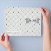 メイクアップアーティストサロンスパラグジュアリーキルテッドバイフォールド チラシ (手)