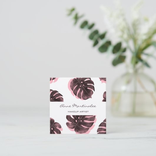 メイクアップアーティストピンクとブラックのモンステラの葉 スクエア名刺 (スタンド正面)