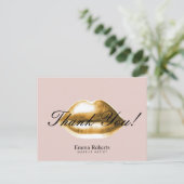 メイクアップアーティスト金ゴールドリップ赤面ピンクサロンありがとう ポストカード (スタンド正面)