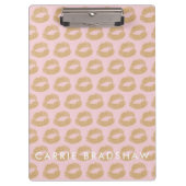 メイクアップ金ゴールドグリッターリップパターンのパーソナライズ名 クリップボード (正面)