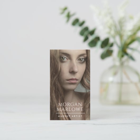 メイクモダンアップアーティストの写真 名刺 (スタンド正面)