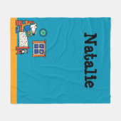 メイジーレディフォーベッドブルーパジャマ フリースブランケット (正面(横))