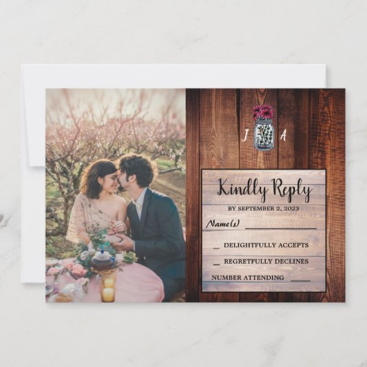 メイスン素朴ジャール納屋の木の写真結婚式RSVPカード 招待状 (正面)