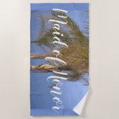 メイド・オブ・オーナー(花嫁付き添い人)のヤシの木のビーチタオル ビーチタオル (正面)