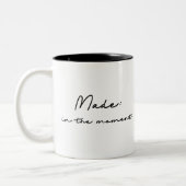 メイド：モーメント引用文 ツートーンマグカップ (左)