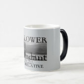 メイフラワーの遠縁者 モーフィングマグカップ (正面右)