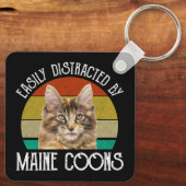 メインのクオンに容易に気を取られる キーホルダー (裏面)