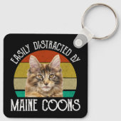 メインのクオンに容易に気を取られる キーホルダー (裏面)