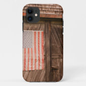メインの古い納屋のドアの衰退した米国旗 Case-Mate iPhoneケース (裏面)