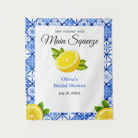 メインの相棒が見つかった!ウェディングシャワーの背景 タペストリー (正面)