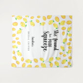 メインの相棒が見つかった！レモン ブライダルシャワータップ タペストリー (正面(横))