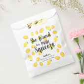 メインの相棒が見つかった！レモン ブライダルシャワー フェイバーバッグ (封をした状態)