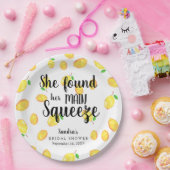 メインの相棒が見つかった！レモン ブライダルシャワー ペーパープレート (パーティー)
