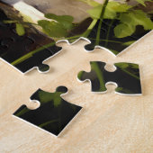 メインクーンが庭に座る ジグソーパズル (側面)