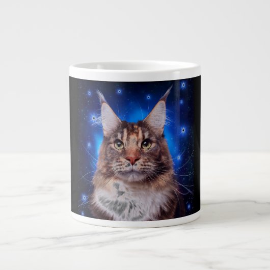 メインクーンの猫 青い背景の星 ジャンボコーヒーマグカップ (正面)