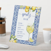 メインスクイーズのスプリッツバーを見つけた彼女 台座サイン (インサイチュ)