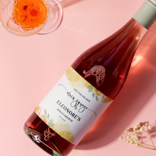 メインスクイーズのブライダルシャワーを発見 スパークリングワインラベル