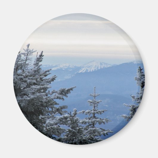 メイン州の地平線に位置するスガローフ山 マグネット (正面)