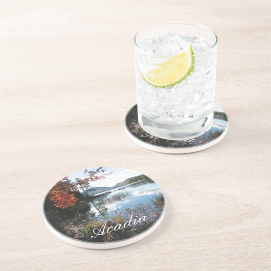 メイン州アカディア国立公園の反射型イーグル湖 コースター (側面)