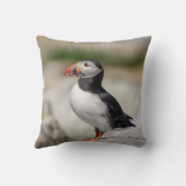 メイン州マキアスの大西洋プフィン クッション (裏面)