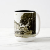 メイン通りボスコベルウィスコンシン1910年の写真 ツートーンマグカップ (正面右)