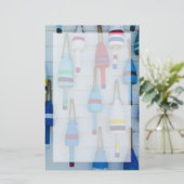 メイン、ストニントン、装飾ロブスターブイ 便箋 (スタンド正面)