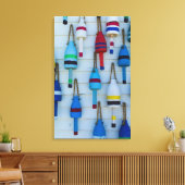 メイン、ストーニントン、装飾ロブスターブイ キャンバスプリント (インサイチュ (リビング))