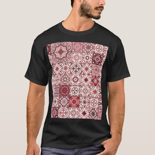 メガゴージャスなモロッコのパッチワーク模様 Tシャツ (正面)