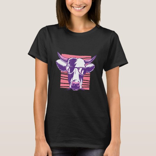 メガネをかけた牛の農家 Tシャツ (正面)