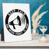 メガホン保は静かで決して忘れない フォトプラーク (側面)