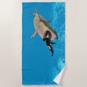 メガロドン ビーチタオル (正面)