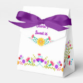 メキシカンフィエスタ花ホワイトパープルパーソナライズされた フェイバーボックス (正面サイド)