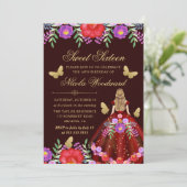 メキシカンフラワープリントのドレスを着た金髪の女性のスイート16 招待状 (スタンド正面)