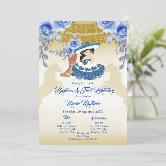 メキシコのかわいい女の子バプテスマと誕生日ブルーフラワー 招待状 (スタンド正面)
