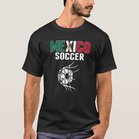 メキシコのサッカーボールでネットゴールメキシコサッカーS Tシャツ (正面)