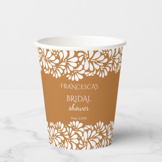 メキシコのタラベラテラコッタのウェディングシャワー モノグラム 紙コップ (正面)