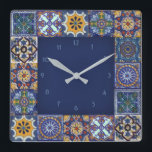 メキシコのタラベラ瓦 スクエア壁時計<br><div class="desc">#Mexican #TalaveraTiles #Clock 🔷プエブラ、アッティクスコ、チョルラ、テカリのオリジナルタラベラのタイルの画像から作成されたデザイン。🔷デザインが同じもしタイル(または2つ違うか何か)を表示したいことをお知らせ下さい。🔷このデザインの他のアイテム： 👉 www.zazzle.com/aura2000/talavera</div>